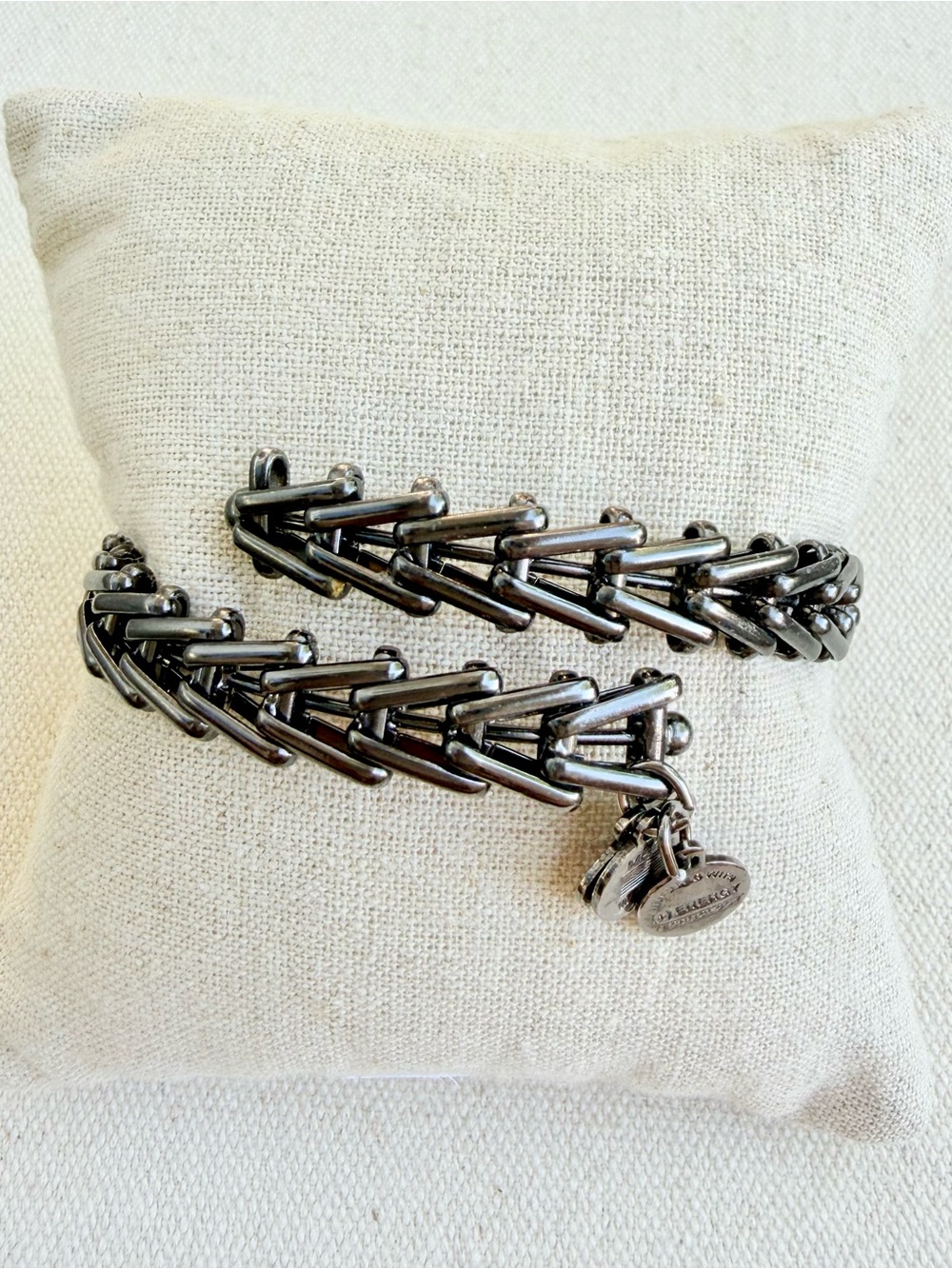 *Vintage Sixty Six Bracelet* ALEX & ANI Retired Metal Coil Good Condition